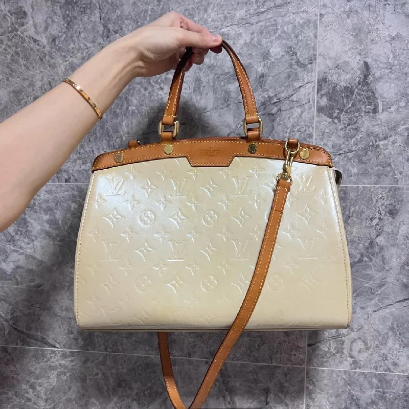 Authentic LV Louis Vuitton Brea Patent Leather White