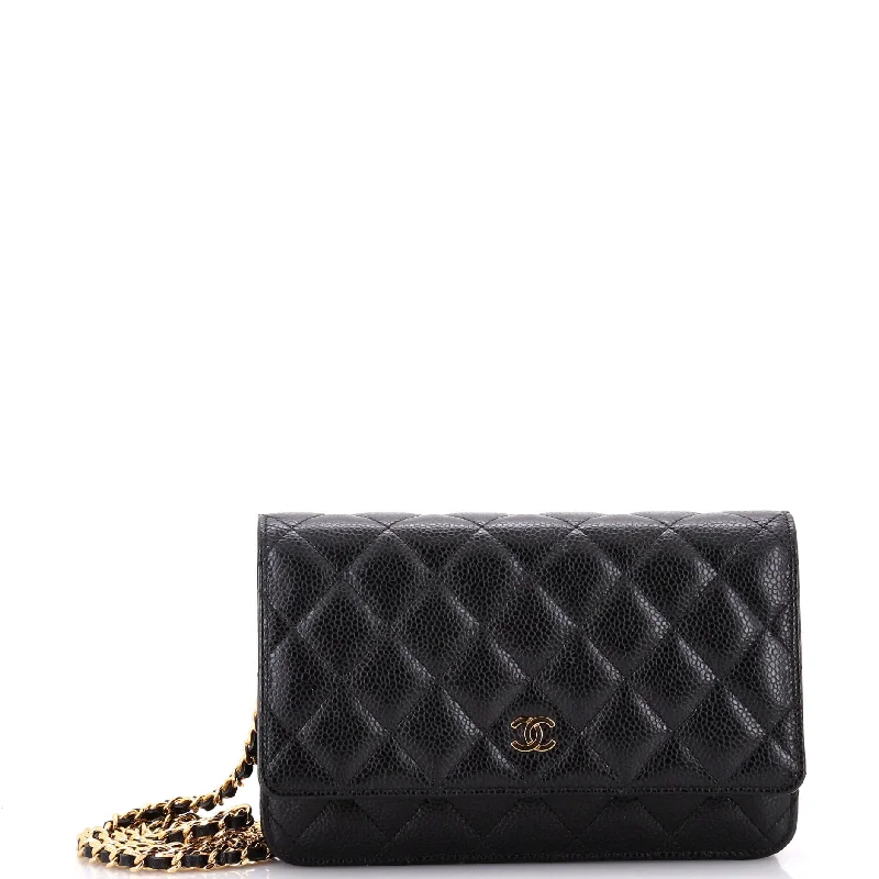 Wallet on Chain Quilted Caviar