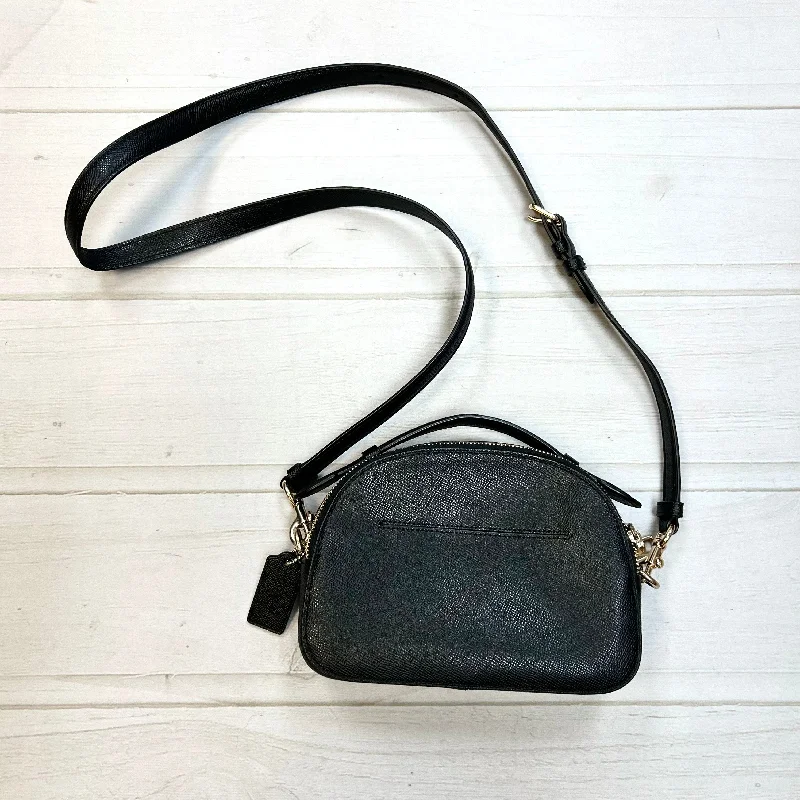 Crossbody Designer By Coach  Size: Medium