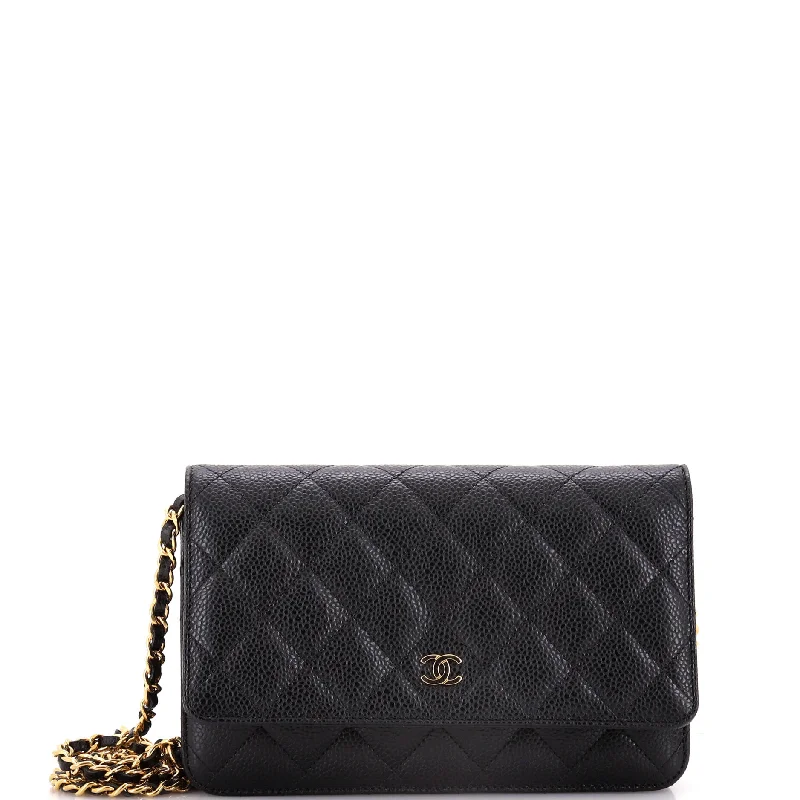 Wallet on Chain Quilted Caviar