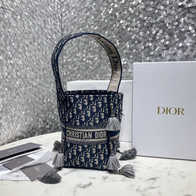 Fashion - forward Christian Dior tote bags for the modern womanBC - Dior Bags - 1712